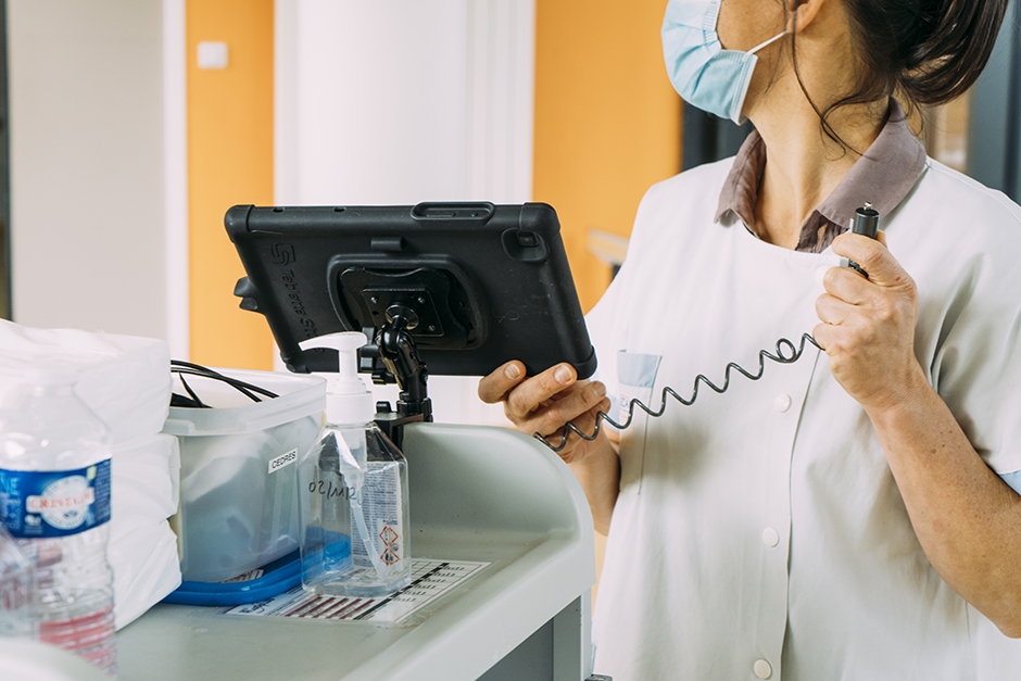 TabDrop Surface Solution avec Cable Antivol